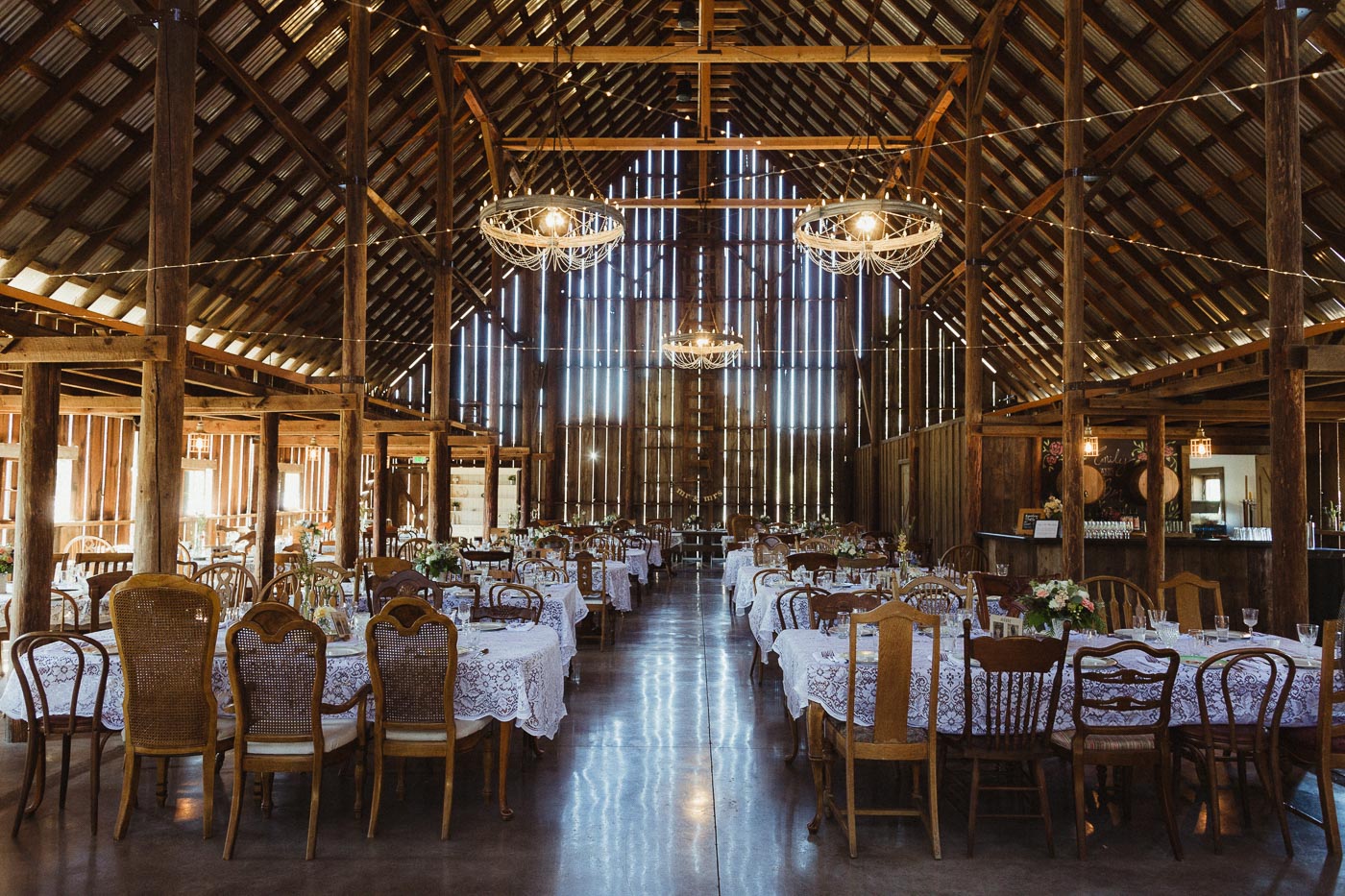 Tin Roof Barn Wedding Emily & Ben June Lion Photography