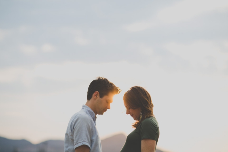 maternity photographer, Portland, OR