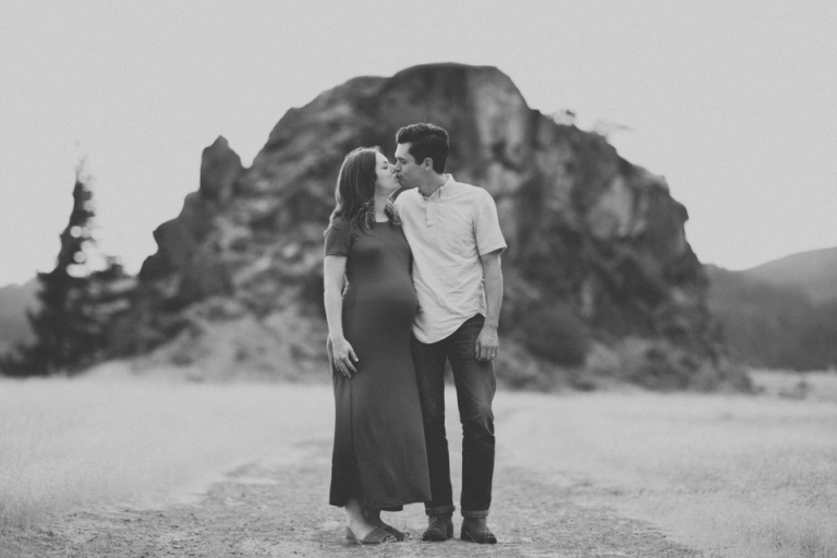 maternity photographer, Portland, OR