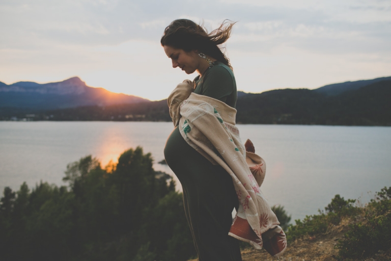 maternity photographer, Portland, OR