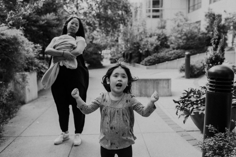 lifestyle family photographer portland, OR