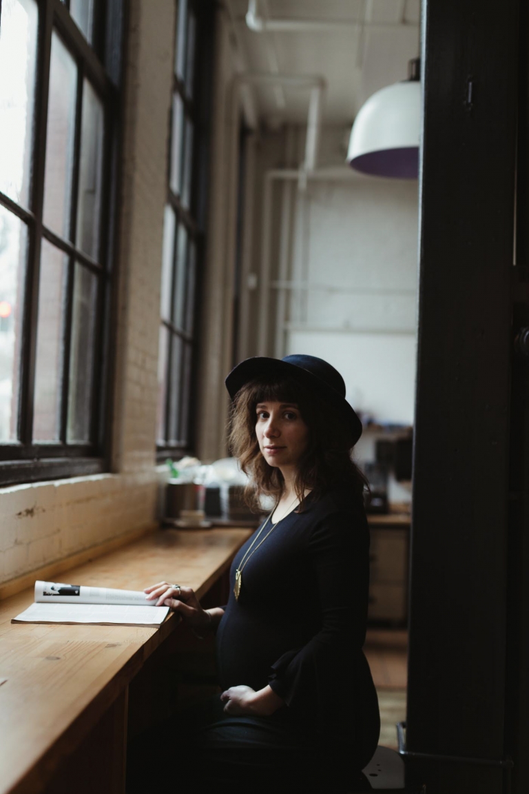 maternity photographer portland OR