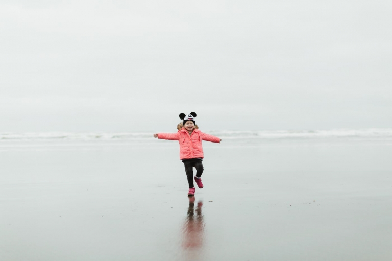 candid family photographer portland