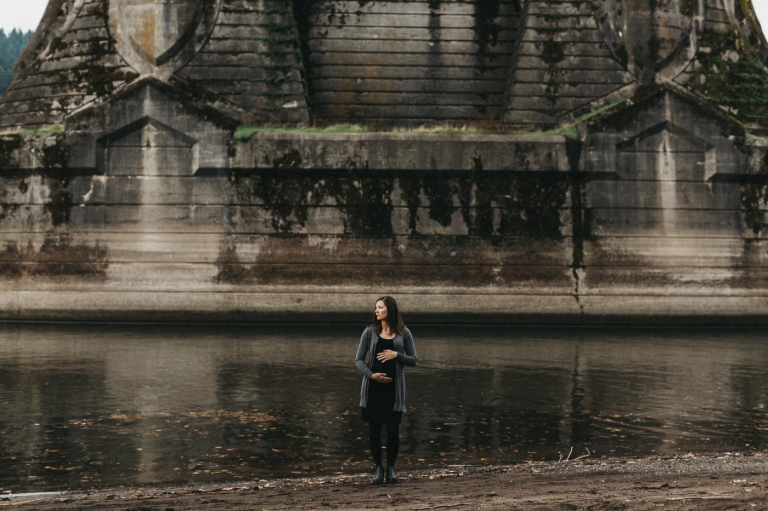 maternity photographer portland or