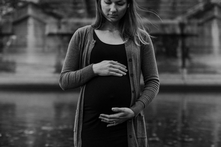 maternity photographer portland or