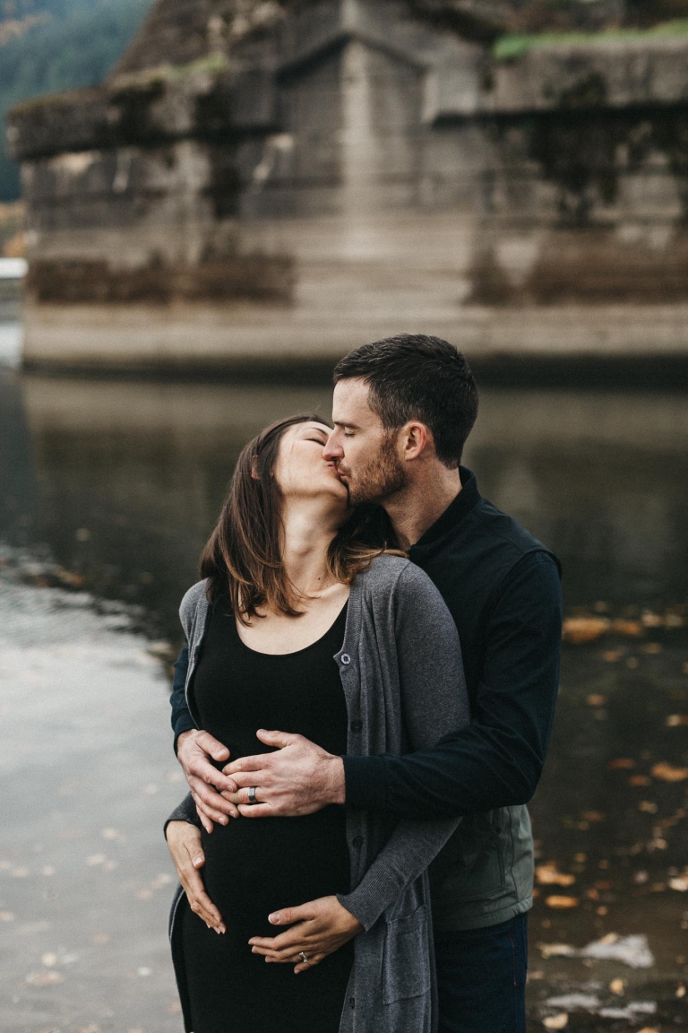 maternity photographer portland or