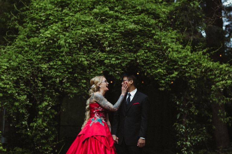 candid wedding photographer, Portland Oregon