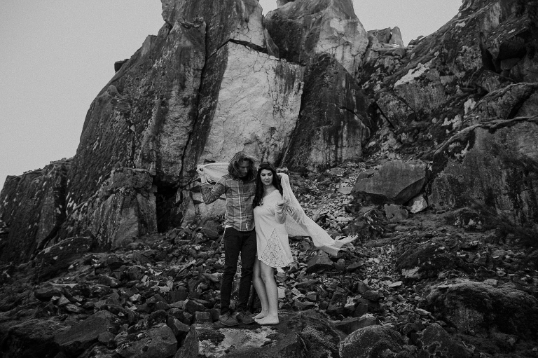 Columbia River Gorge Engagement Photos