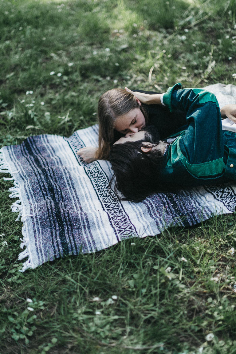 Engagement photos portland oregon