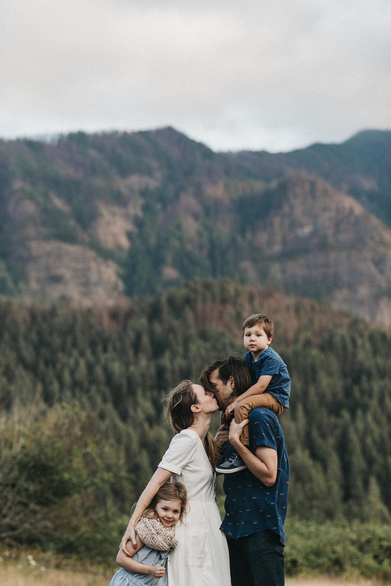 lifestyle family photographer Portland OR