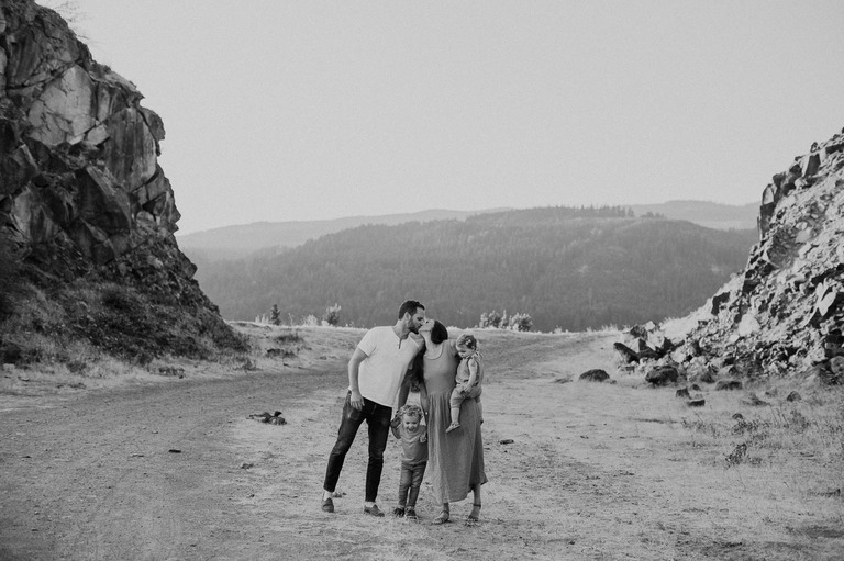 family photos columbia river gorge