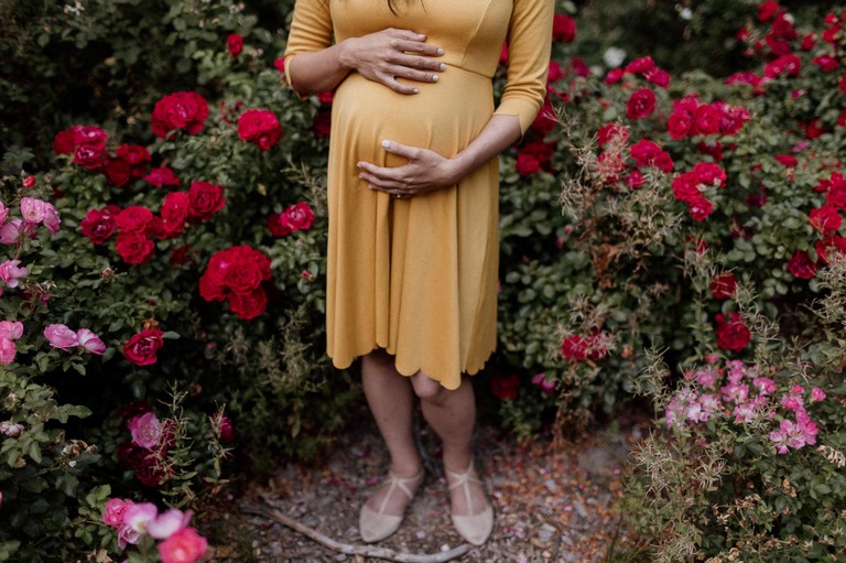 maternity photographer portland or