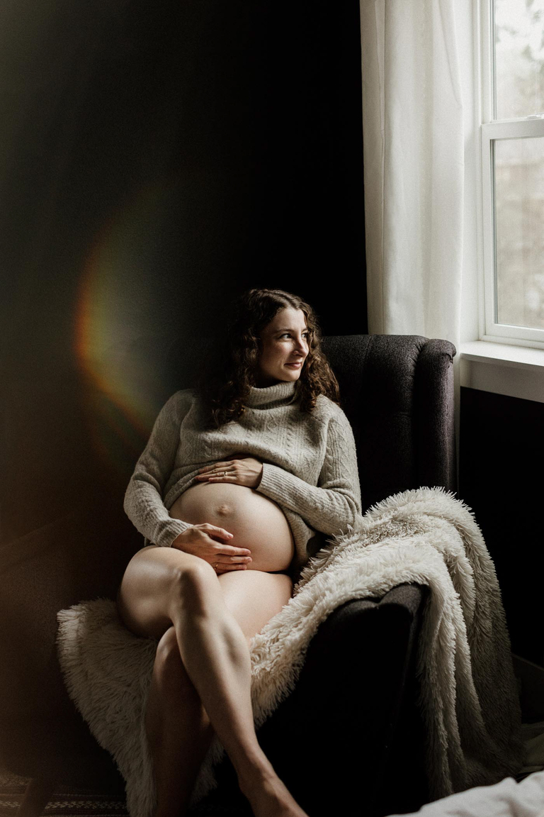 boudoir maternity photos portland oregon