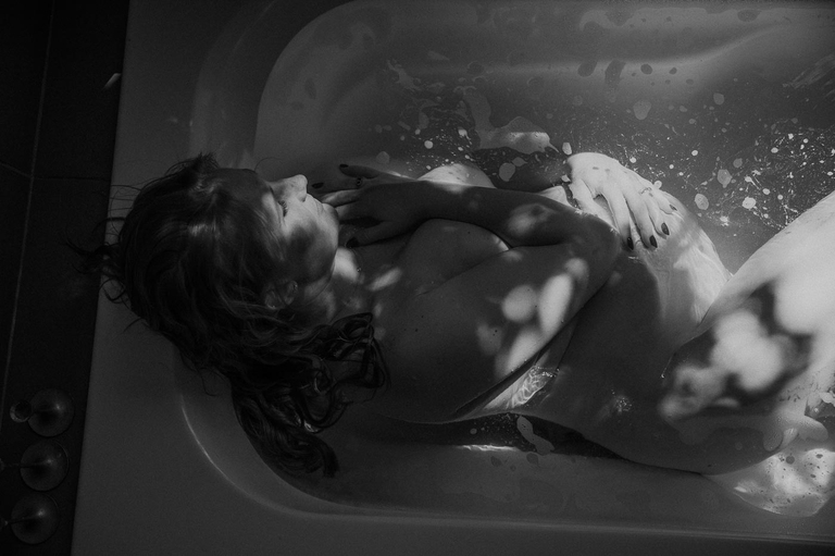 maternity boudoir photographer portland or