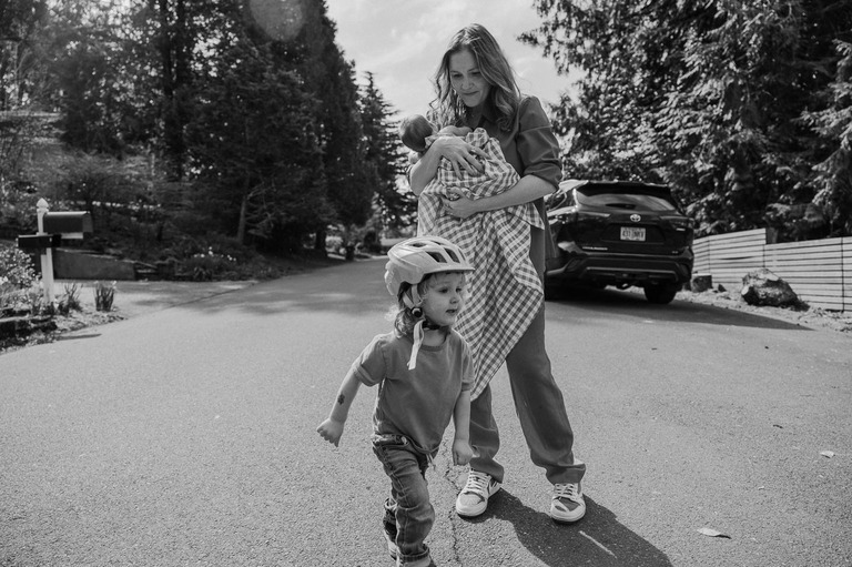 fine art newborn photos Portland Oregon